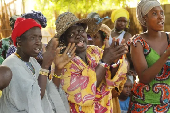 A Fula-speaking Kanyeleng group performs in Jawula Ba. Photo: Yusupha Sama/ActionAid
